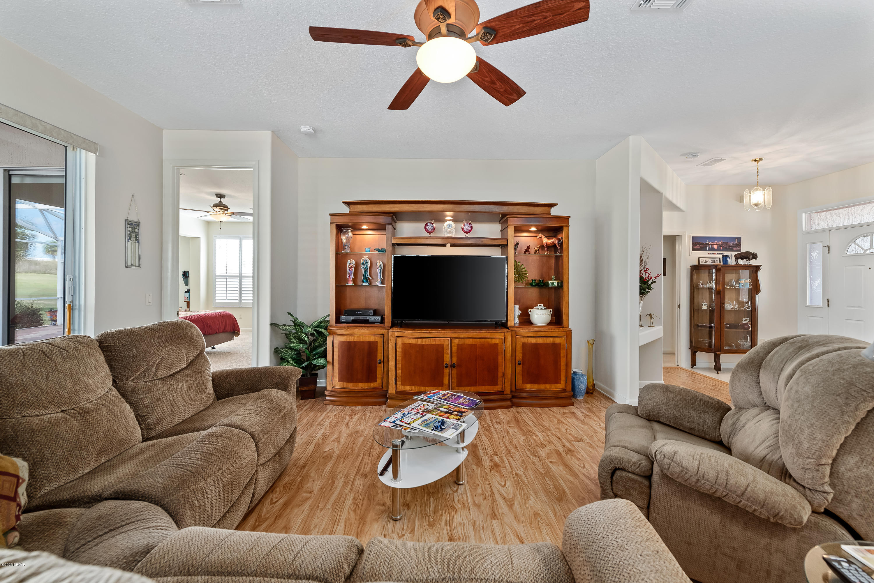 15757 Southwest 11th Court Road Ocala, FL 34473 - Photo 9 of 52 5.1