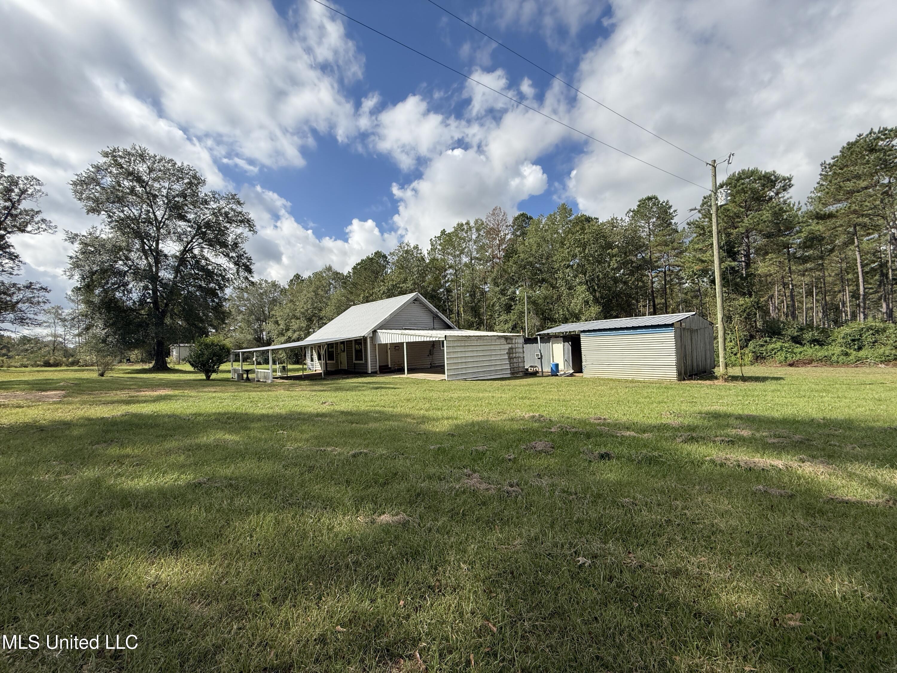6129 Emerald State Line Road Magnolia, MS 39652 - Photo 8 of 39 IMG_0440