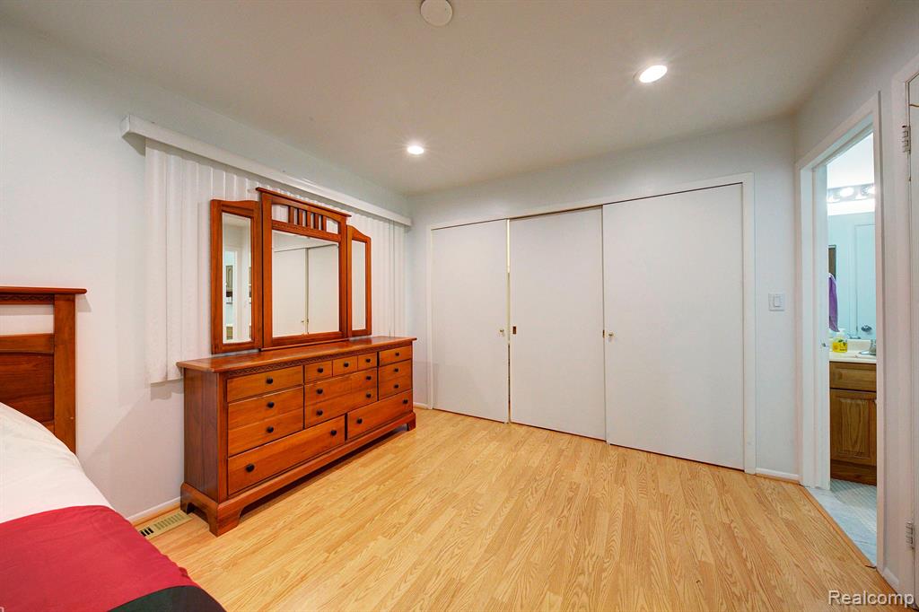 8401 18 18 Mile Road, Unit 167 Sterling Heights, MI 48313 - Photo 9 of 22