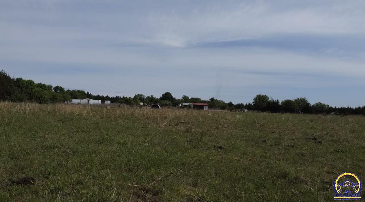 949 Juneberry Road Burlington, KS 66839 - Photo 11 of 14