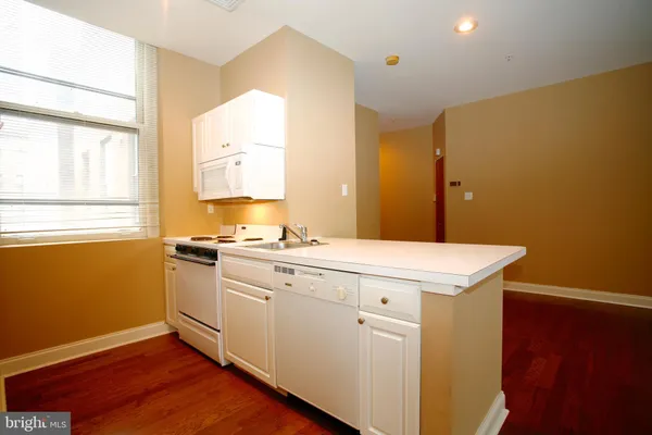 $1,925 | 1600-3 Walnut Street, Unit 1207, Philadelphia, PA 19103
