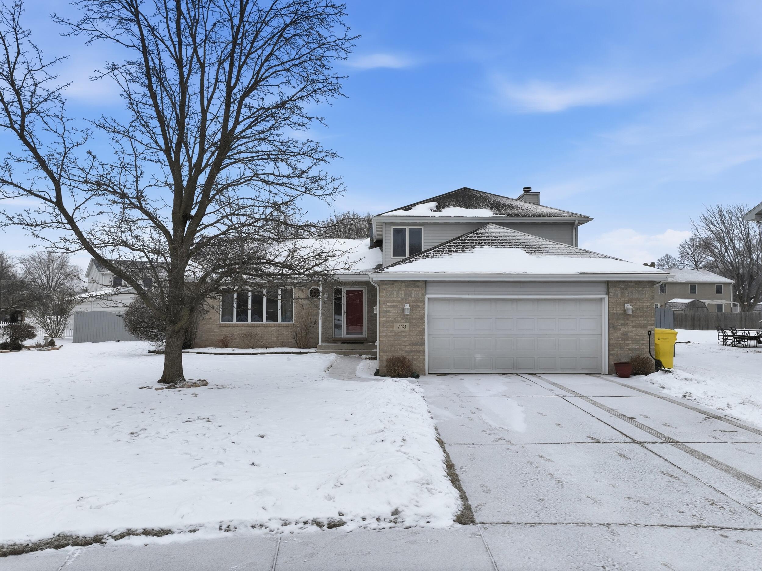 713 Robin Court Griffith, IN 46319 - Photo 1 of 34 2500x1873