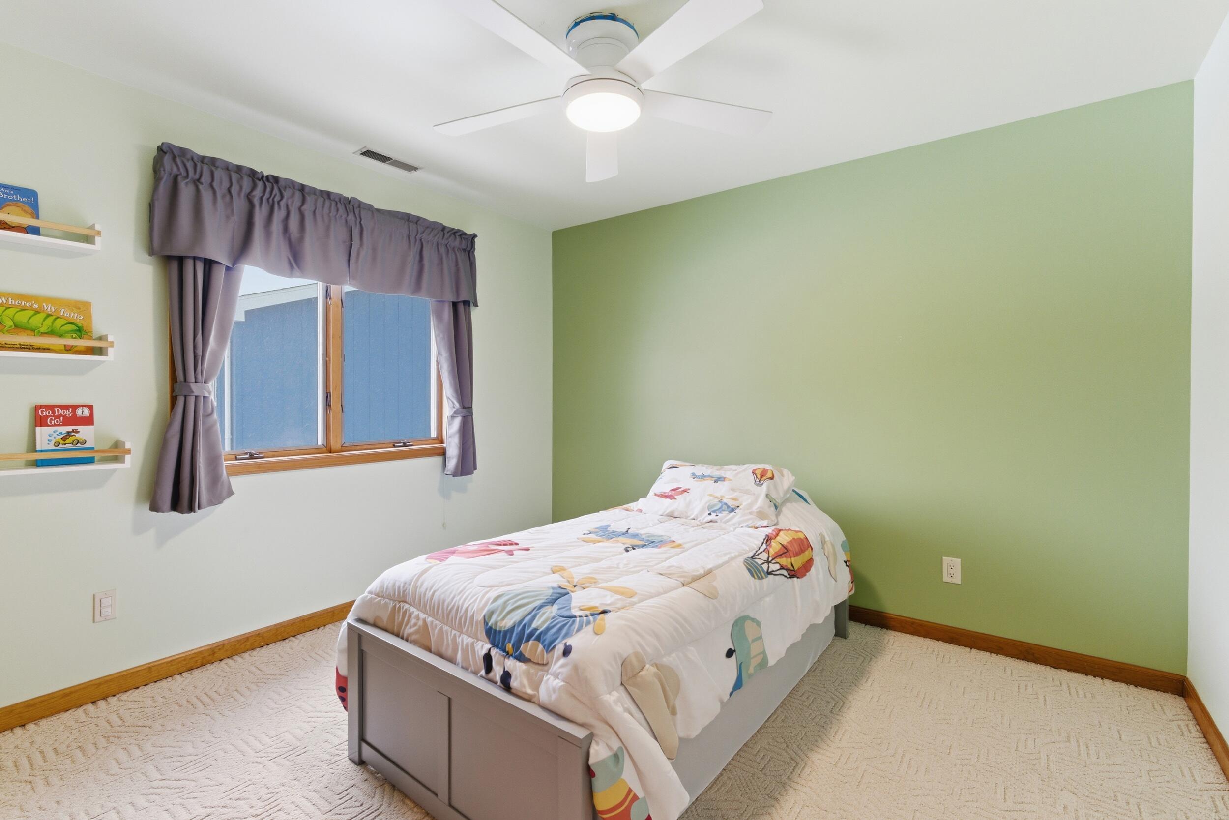 713 Robin Court Griffith, IN 46319 - Photo 17 of 34 2500x1668