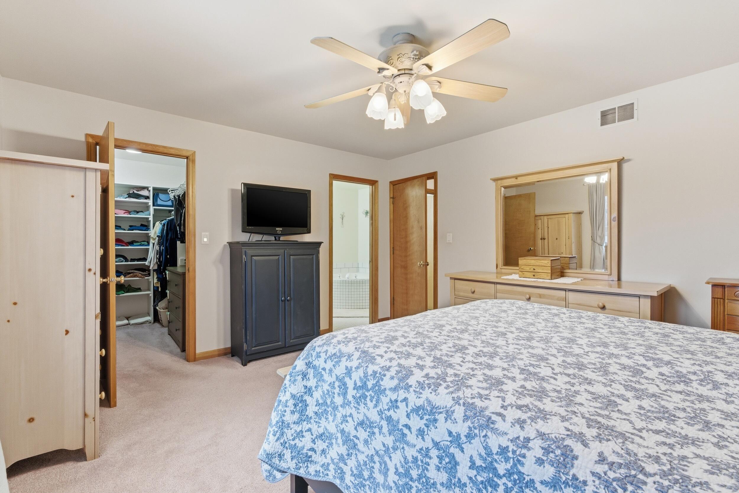 713 Robin Court Griffith, IN 46319 - Photo 21 of 34 2500x1668