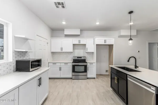 $315,000 | 2532 East Jones Avenue, Phoenix, AZ 85040