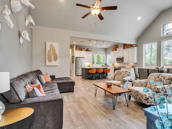 $308,000 | 212 North Spotted Fern Drive, Montgomery, TX 77316