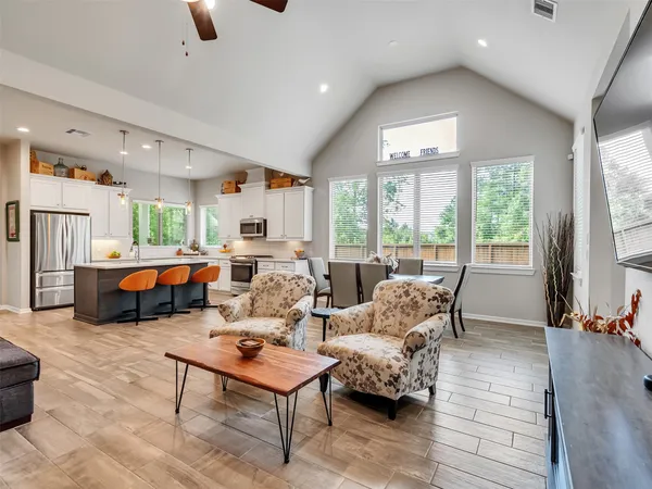 $308,000 | 212 North Spotted Fern Drive, Montgomery, TX 77316