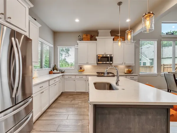 $308,000 | 212 North Spotted Fern Drive, Montgomery, TX 77316