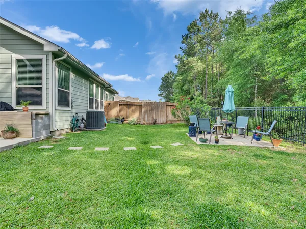 $308,000 | 212 North Spotted Fern Drive, Montgomery, TX 77316