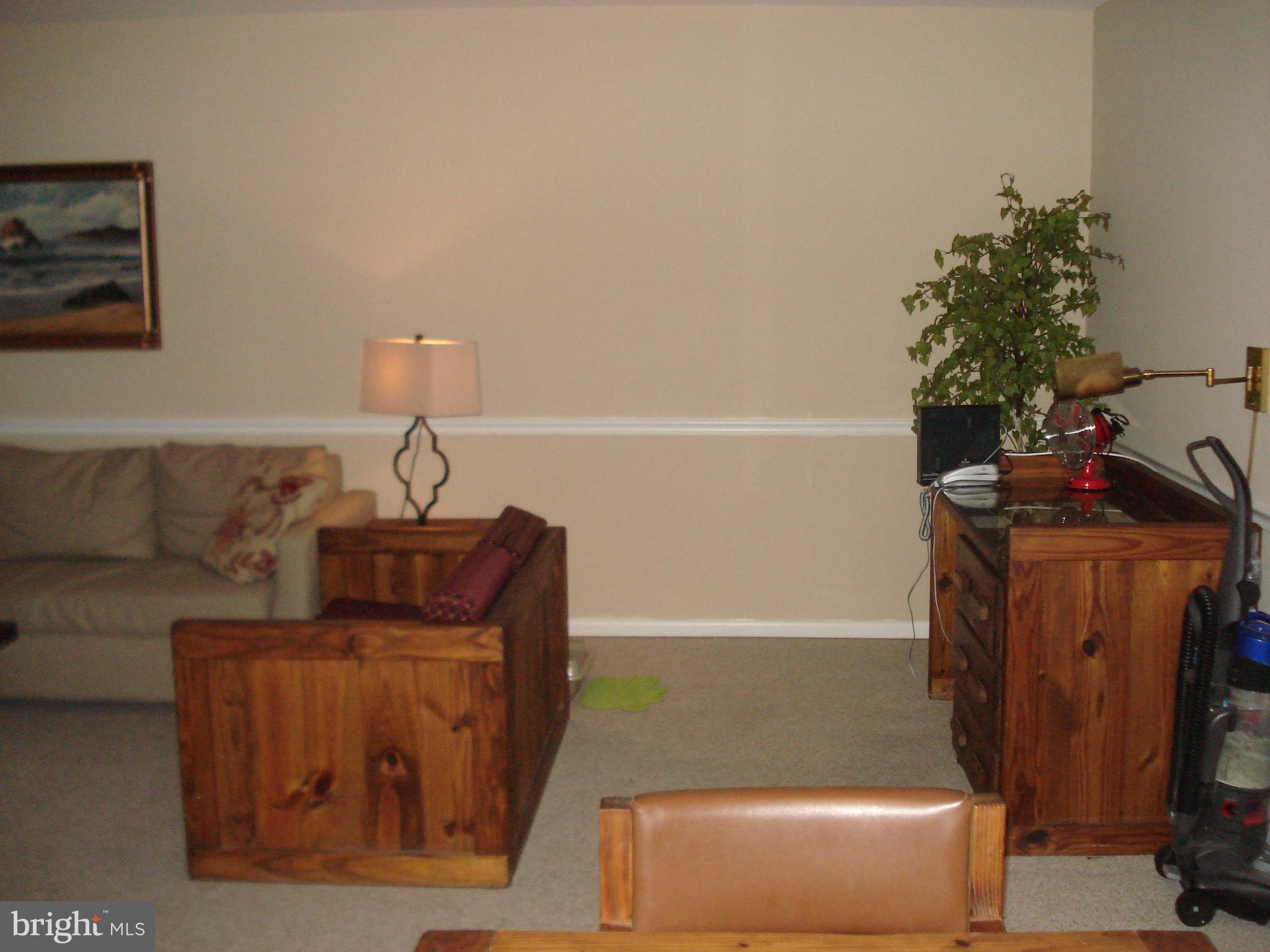 14 Cross Keys Road, Unit 14C Baltimore, MD 21210 - Photo 11 of 23 Living Room