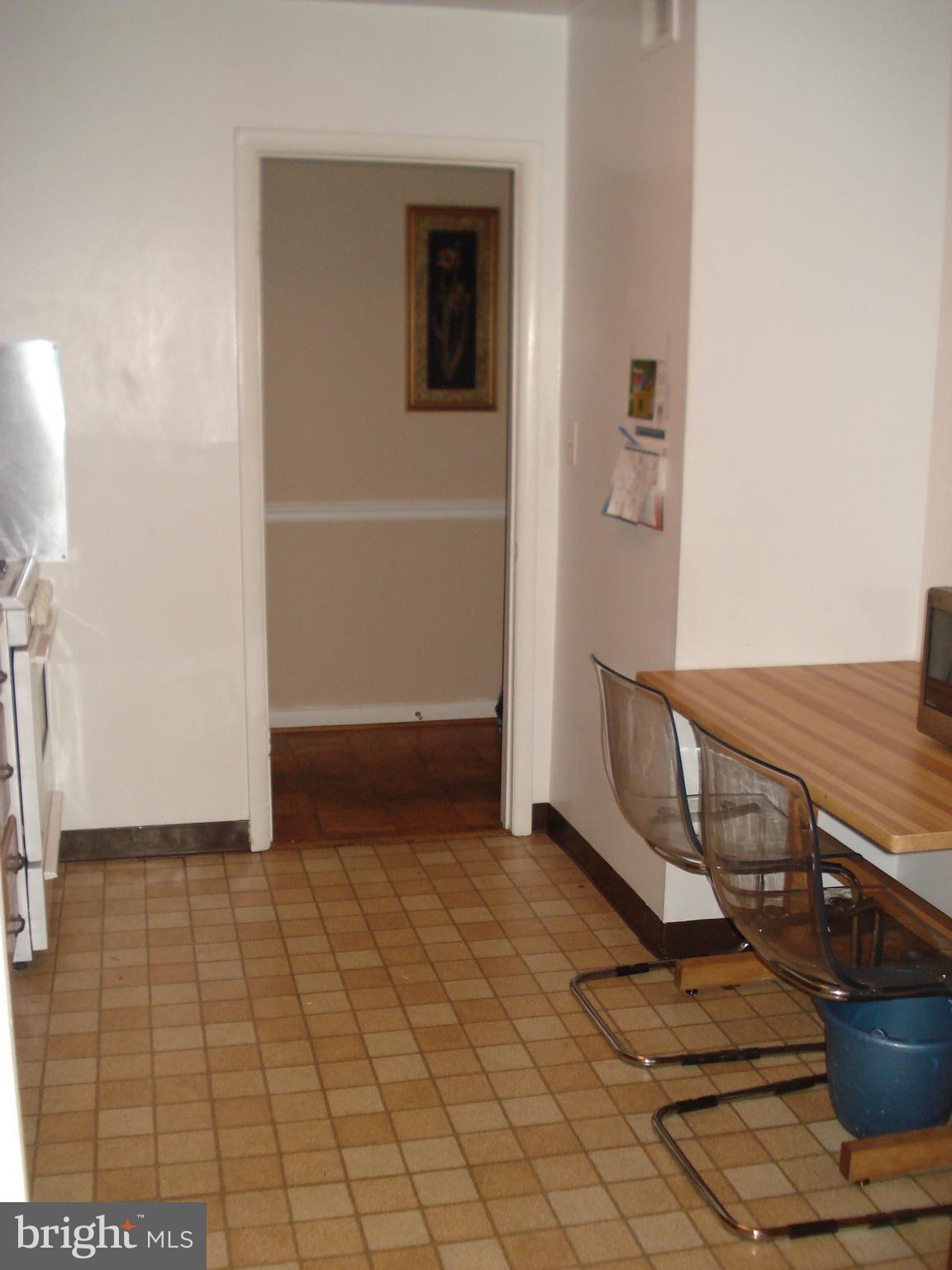 14 Cross Keys Road, Unit 14C Baltimore, MD 21210 - Photo 12 of 23 Kitchen