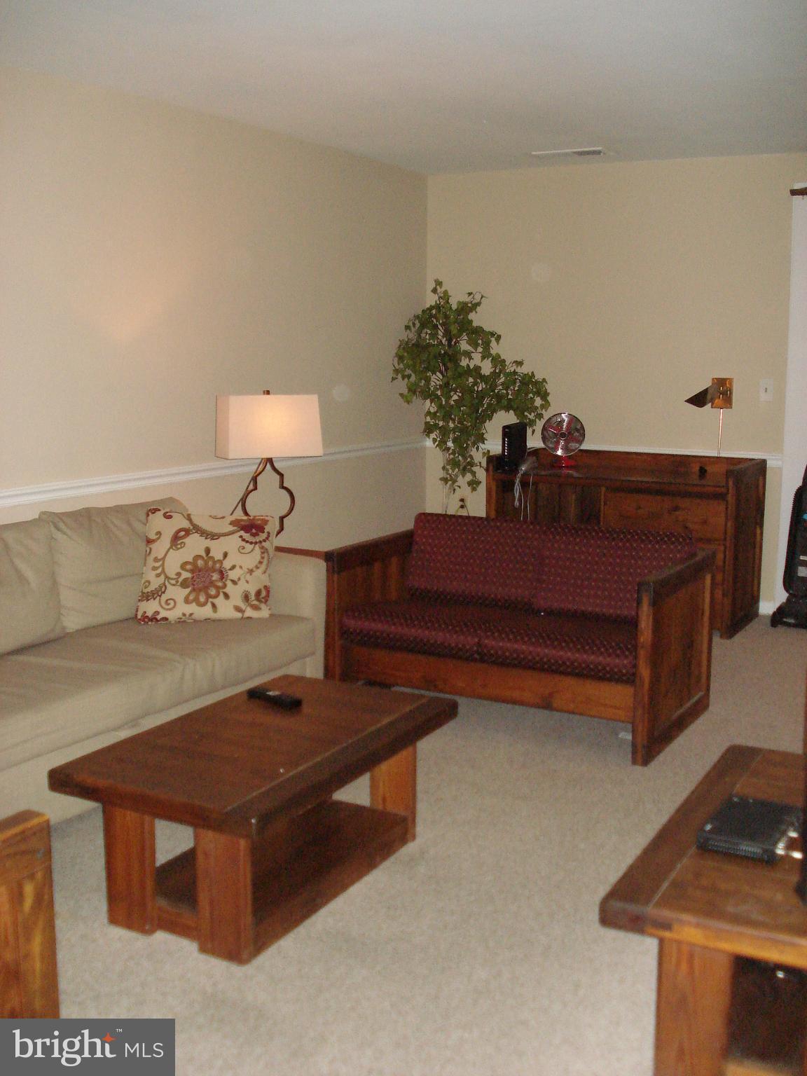 14 Cross Keys Road, Unit 14C Baltimore, MD 21210 - Photo 5 of 23 Living Room