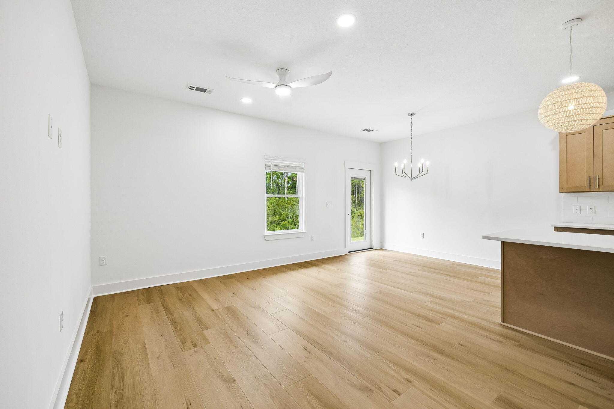 47 Timber Vw Place Santa Rosa Beach, FL 32459 - Photo 17 of 39 11_Osprey_Living-Room