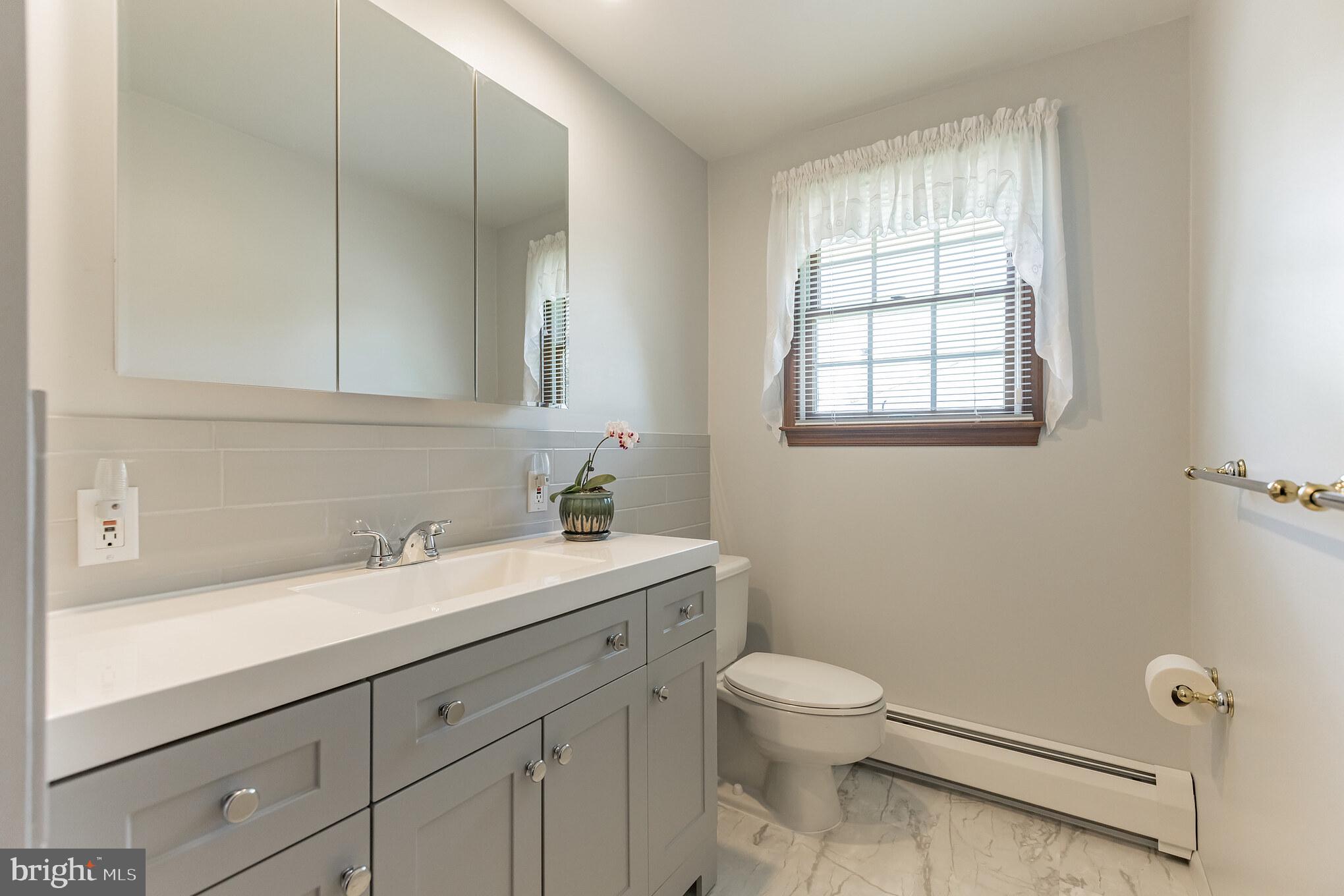 14 Red Berry Road Levittown, PA 19056 - Photo 23 of 30