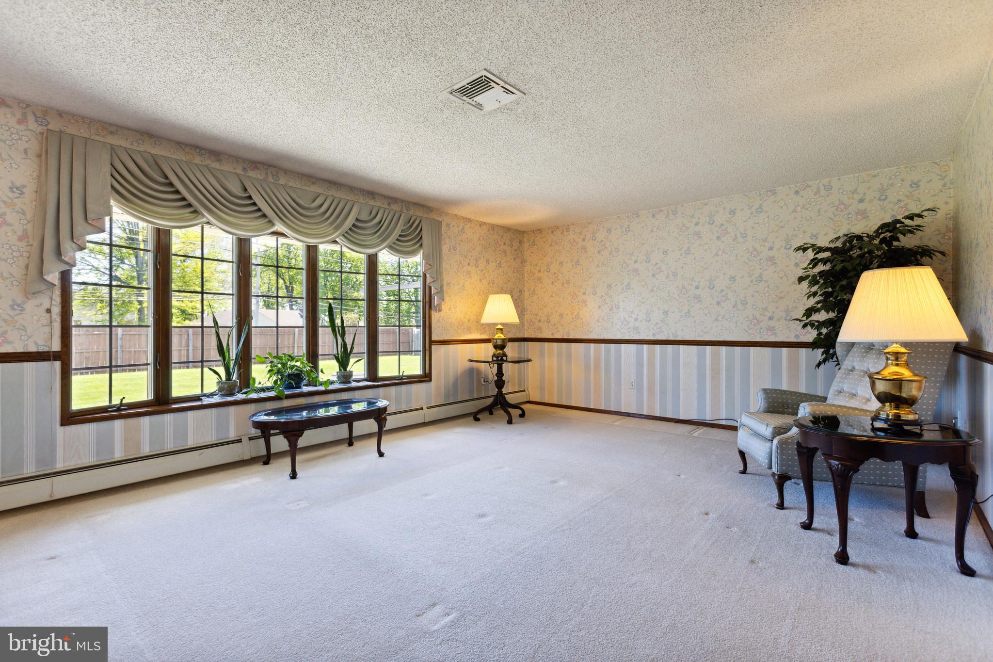 14 Red Berry Road Levittown, PA 19056 - Photo 7 of 30