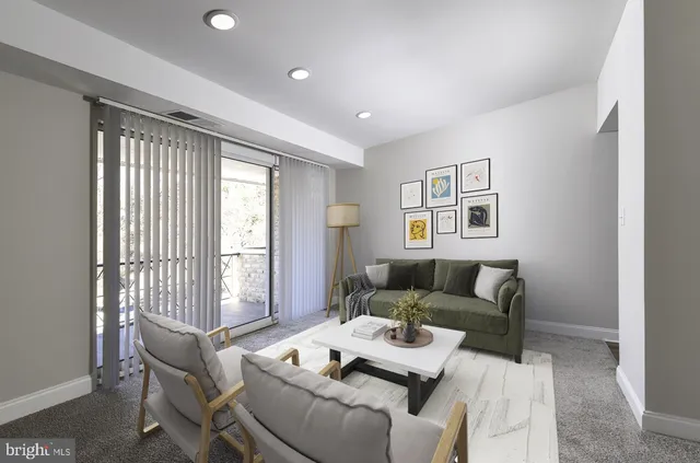 $2,385 | 284 Iven Avenue, Unit 2B2643B, Radnor, PA 19087