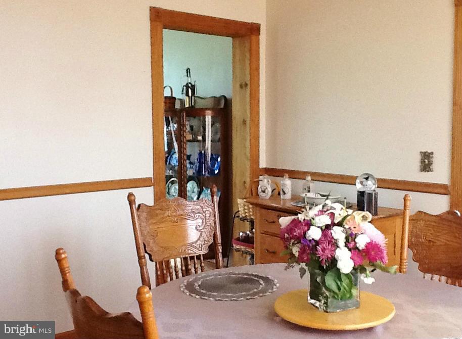 207 Greenwood Road Linthicum Heights, MD 21090 - Photo 13 of 24 Dining Room