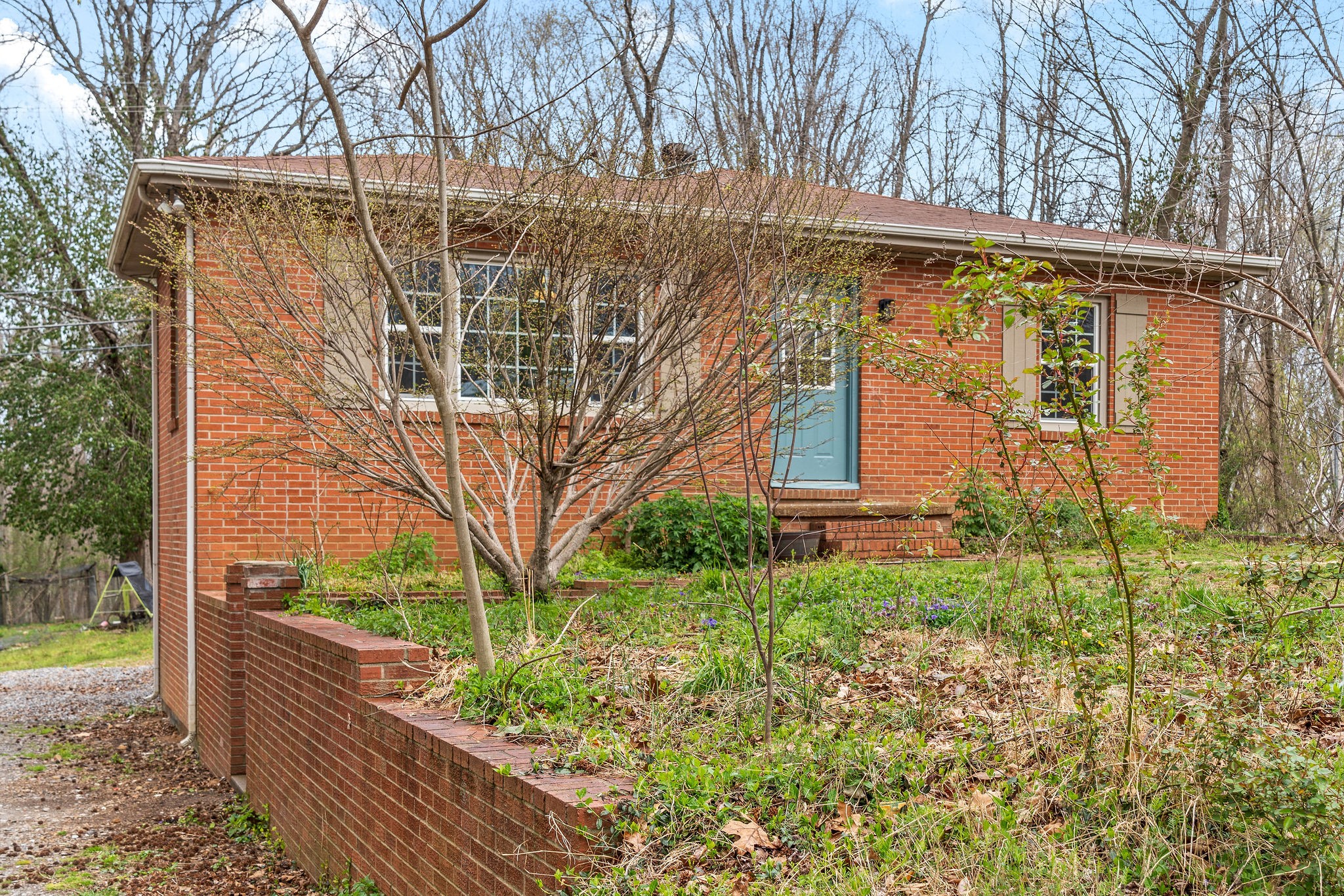 1829 Church Road Clarksville, TN 37040 - Photo 3 of 27 Gallery Image 3