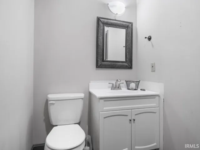 $1,250,000 | 1611 Pheasant Run, Huntertown, IN 46748