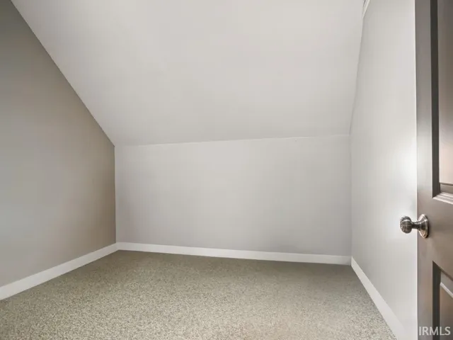 $1,250,000 | 1611 Pheasant Run, Huntertown, IN 46748