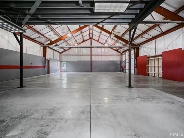 $1,250,000 | 1611 Pheasant Run, Huntertown, IN 46748