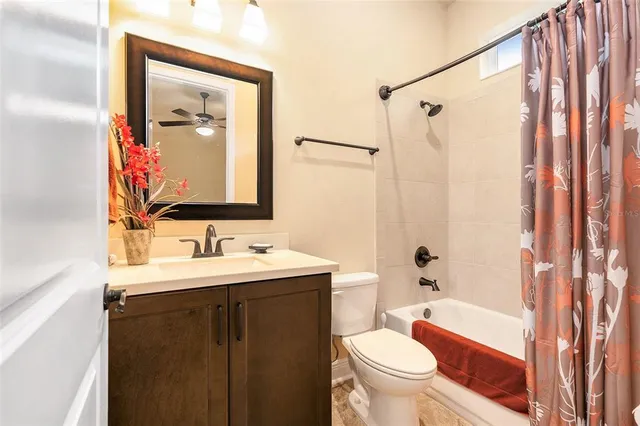 $3,750 | 13921 Swallow Hill Drive, Lithia, FL 33547