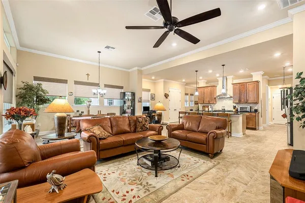 $3,450 | 13921 Swallow Hill Drive, Lithia, FL 33547