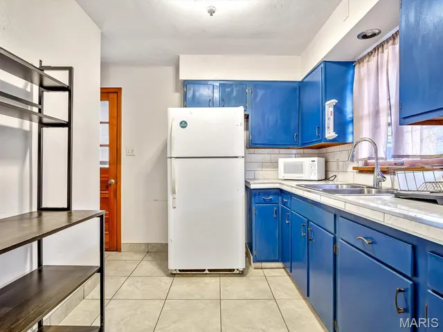 $125,000 | 915 South Mill Street, New Athens, IL 62264