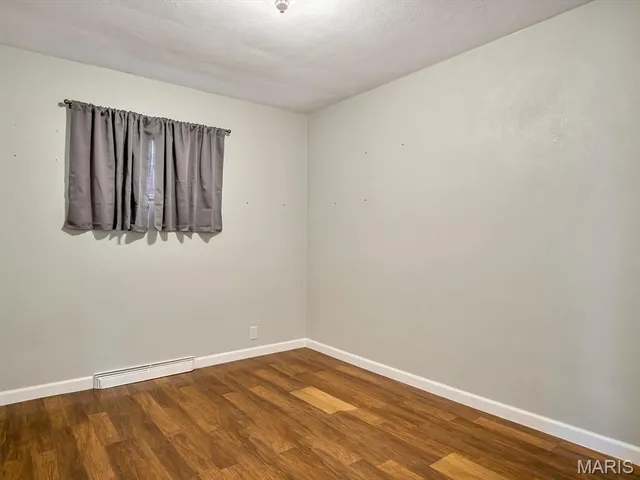 $125,000 | 915 South Mill Street, New Athens, IL 62264