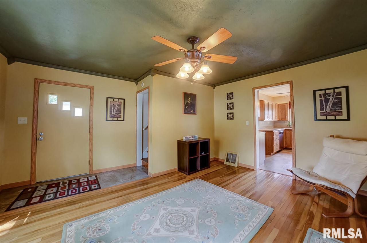 2020 North 20th Street Springfield, IL 62702 - Photo 2 of 36