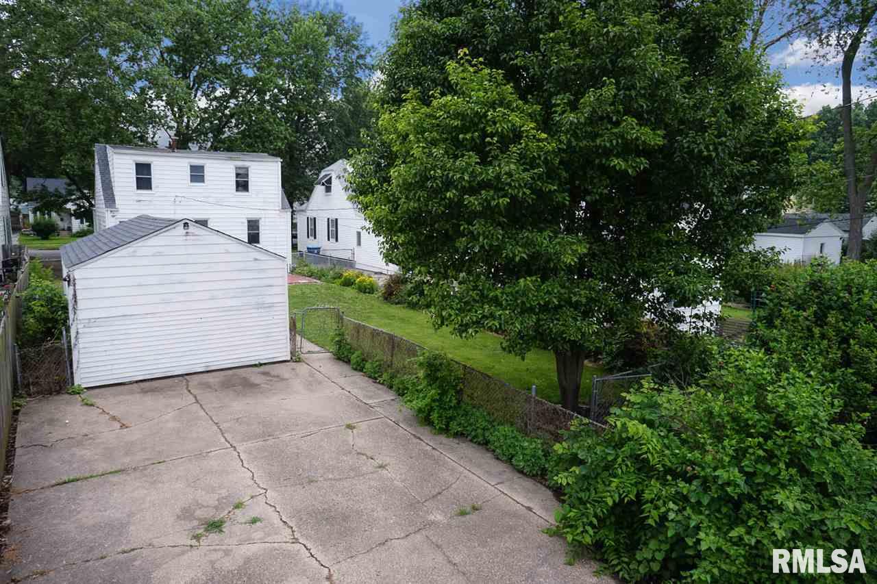 2020 North 20th Street Springfield, IL 62702 - Photo 34 of 36