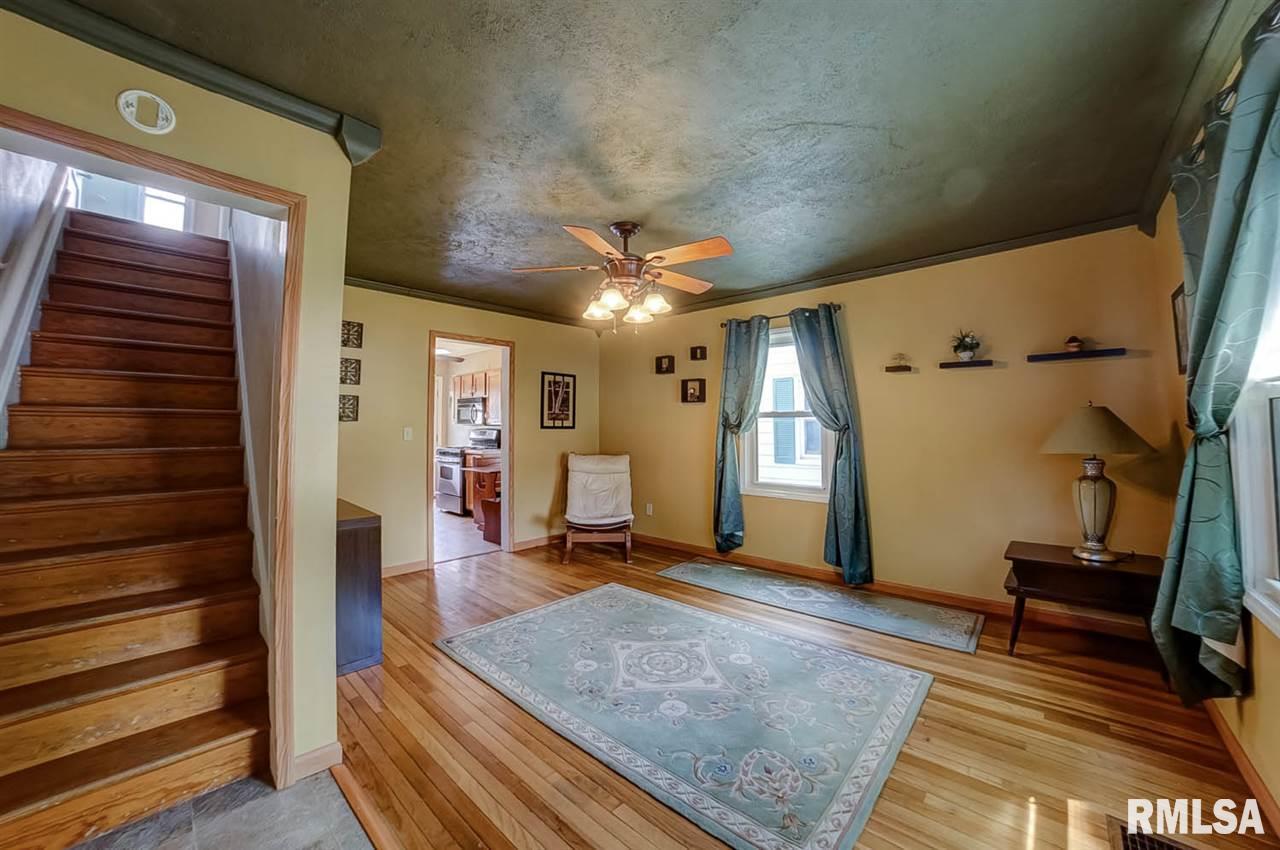 2020 North 20th Street Springfield, IL 62702 - Photo 4 of 36