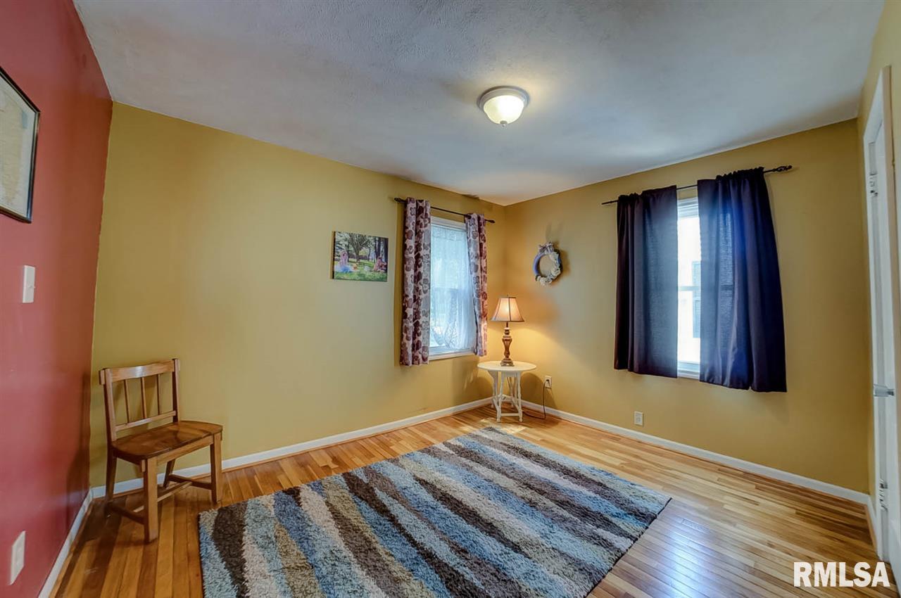 2020 North 20th Street Springfield, IL 62702 - Photo 7 of 36