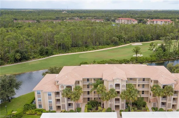 $2,995 | 8680 Cedar Hammock Circle, Unit 116, Naples, FL 34112