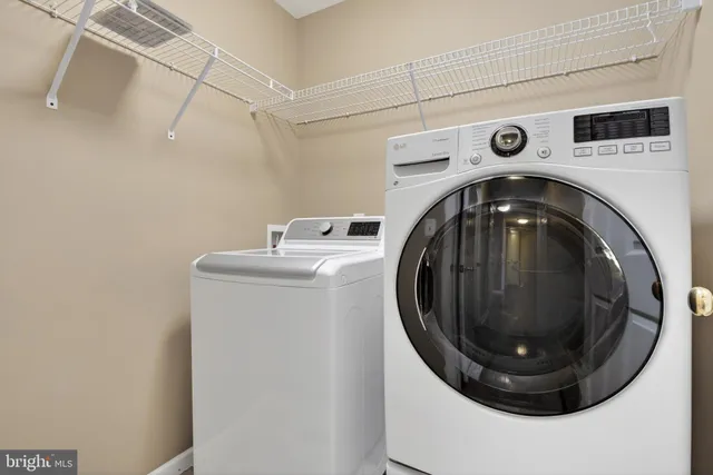 $409,000 | 4375 Roth Farm Village Circle, Mechanicsburg, PA 17050