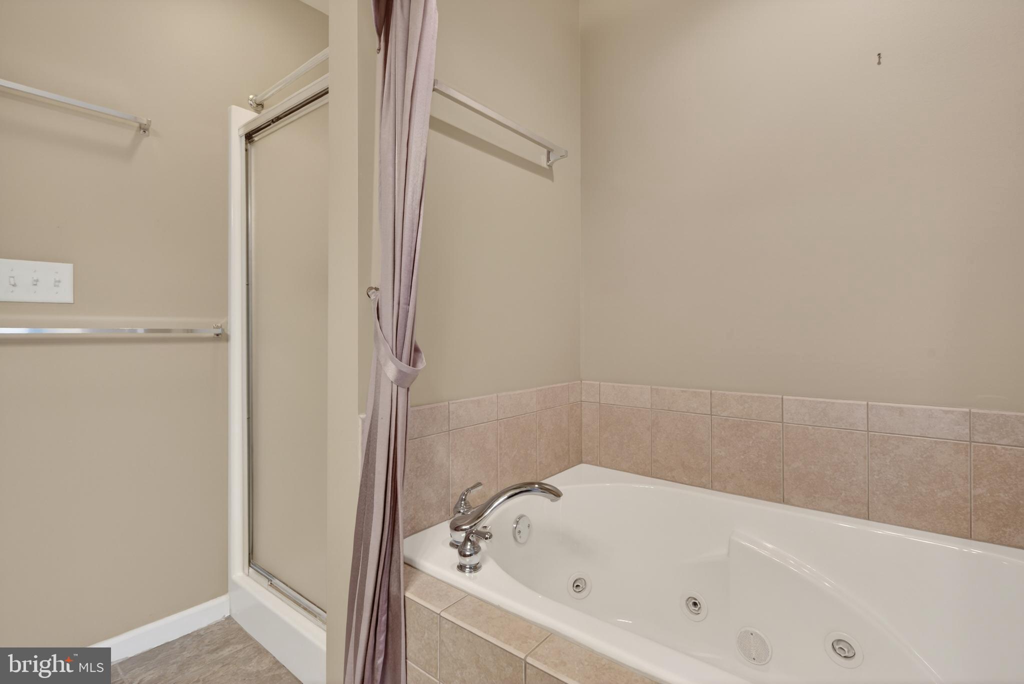 4375 Roth Farm Village Circle Mechanicsburg, PA 17050 - Photo 28 of 54