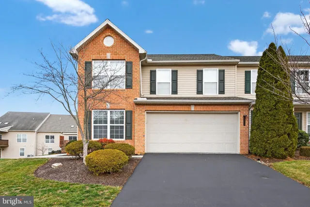 $409,000 | 4375 Roth Farm Village Circle, Mechanicsburg, PA 17050