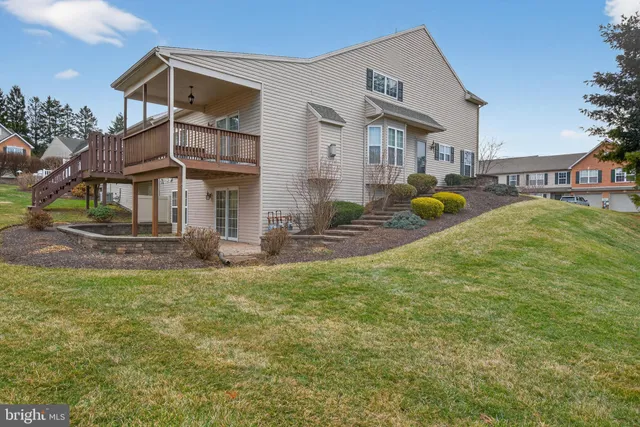 $409,000 | 4375 Roth Farm Village Circle, Mechanicsburg, PA 17050