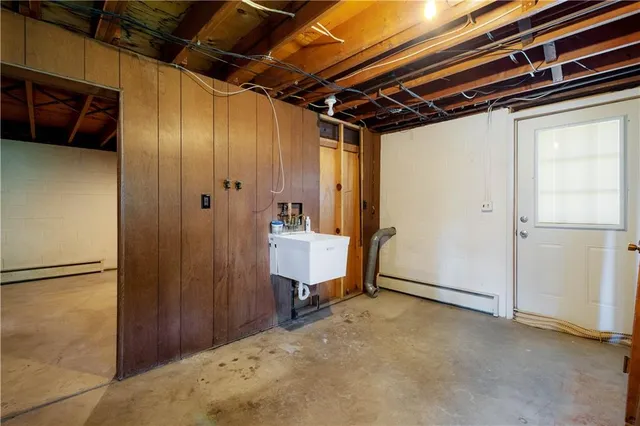 a view of an entryway and hall