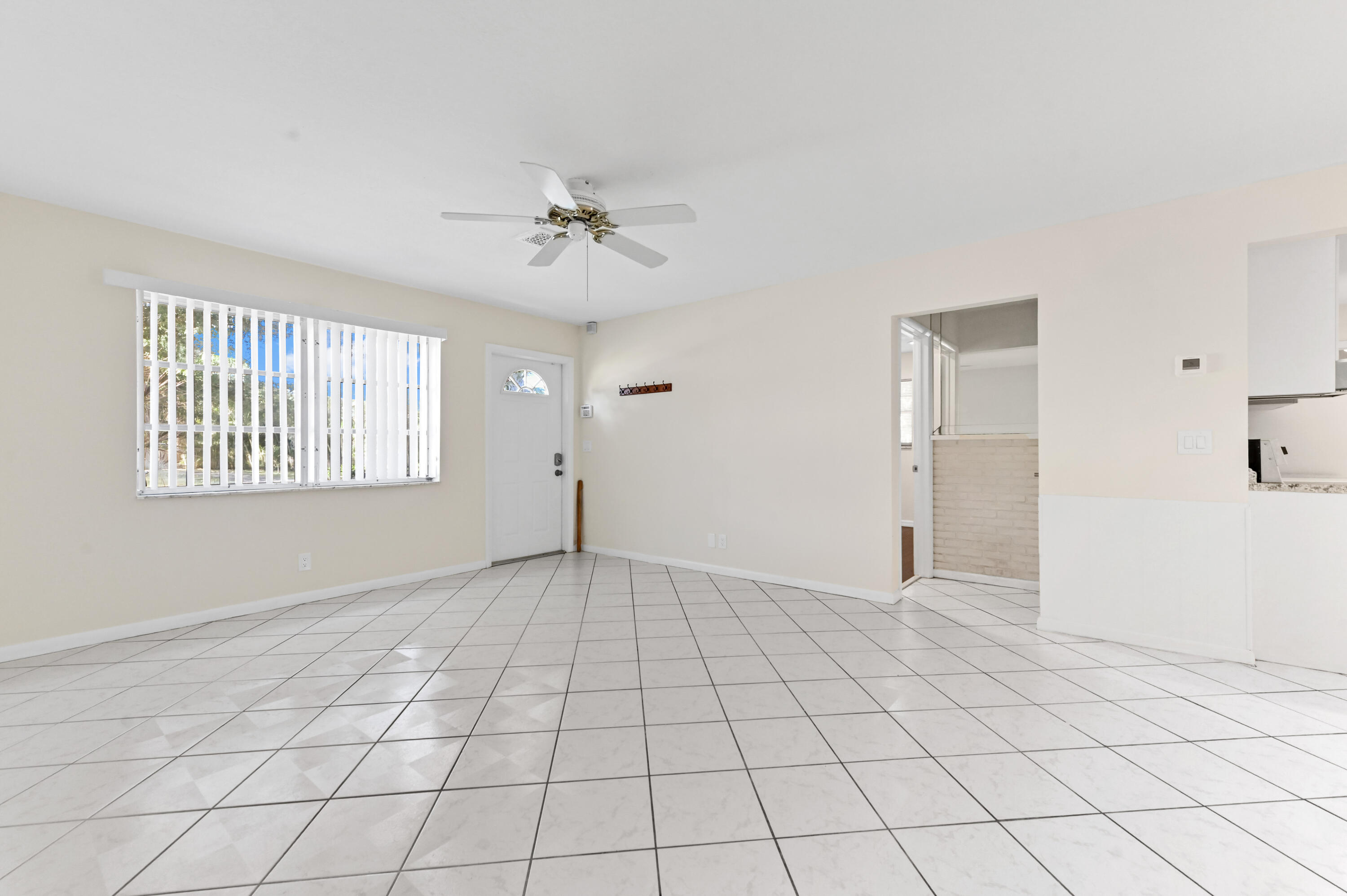 603 Laurel Road North Palm Beach, FL 33408 - Photo 19 of 45 06 living room 03