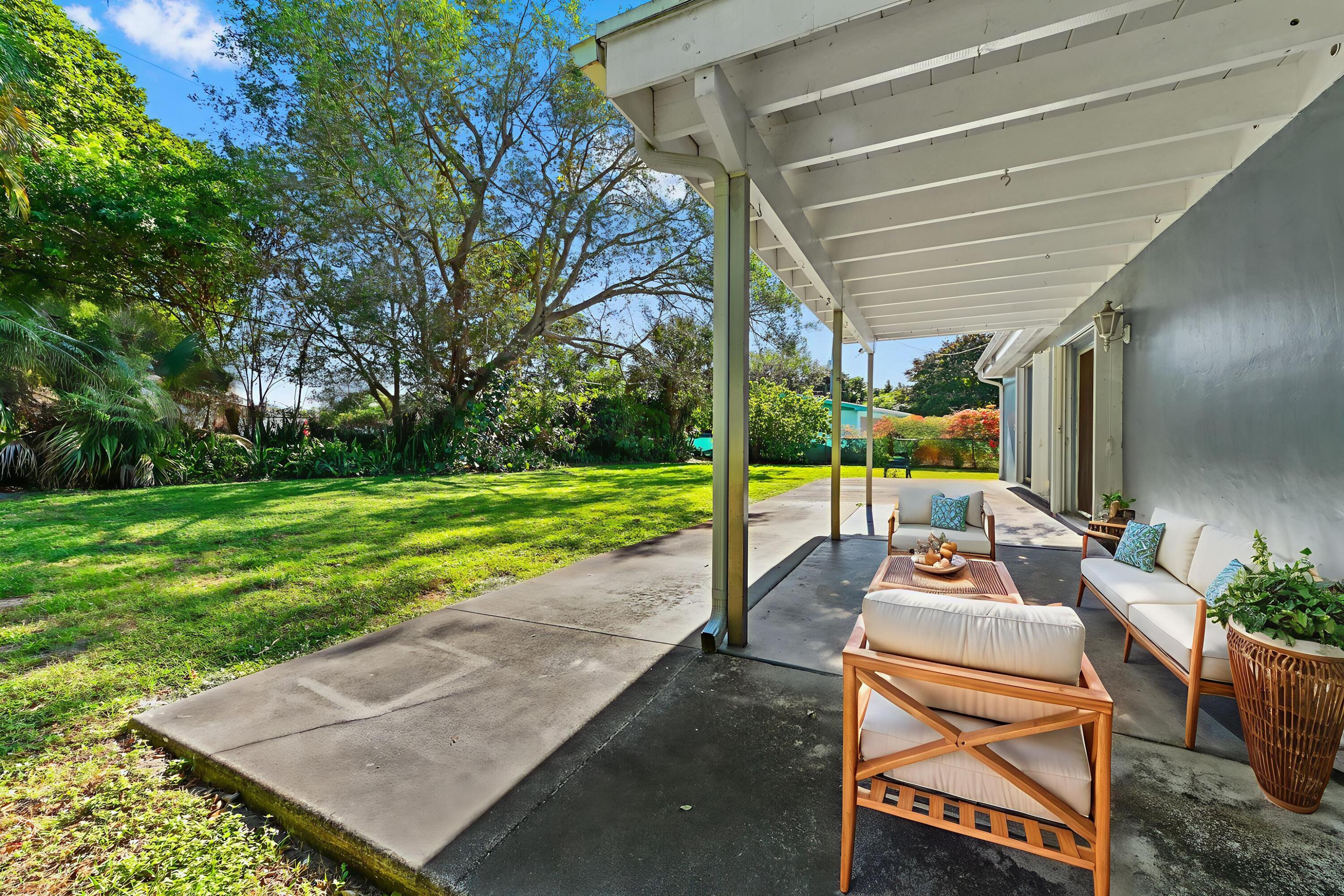 603 Laurel Road North Palm Beach, FL 33408 - Photo 34 of 45 29-Patio-01_VS