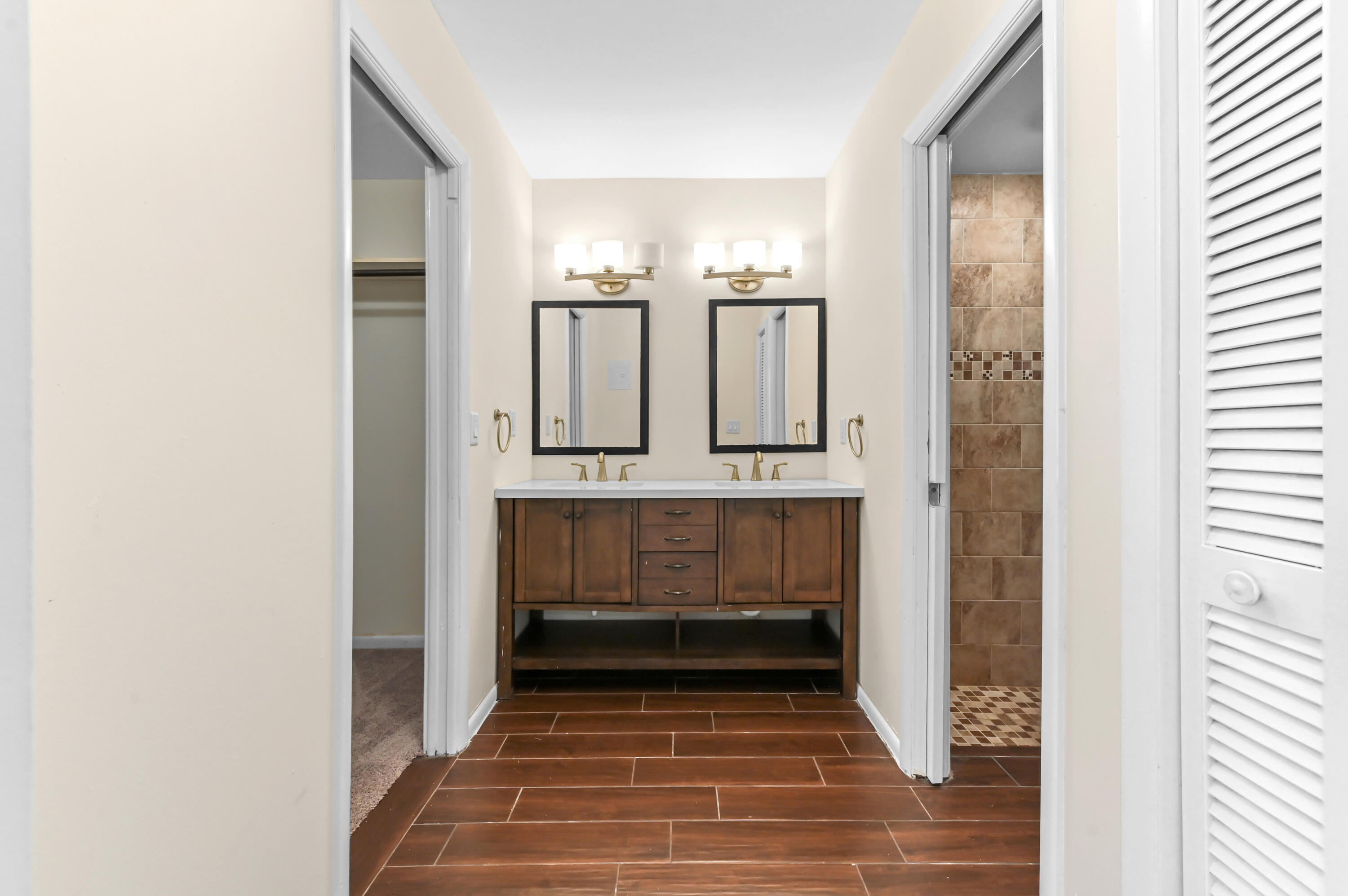 603 Laurel Road North Palm Beach, FL 33408 - Photo 8 of 45 26 bathroom 01