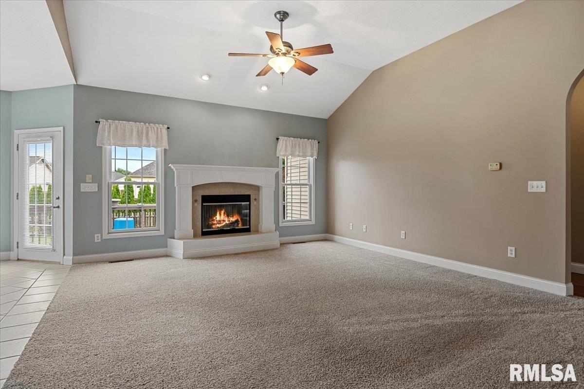 517 Heathrow Lane Rochester, IL 62563 - Photo 9 of 56