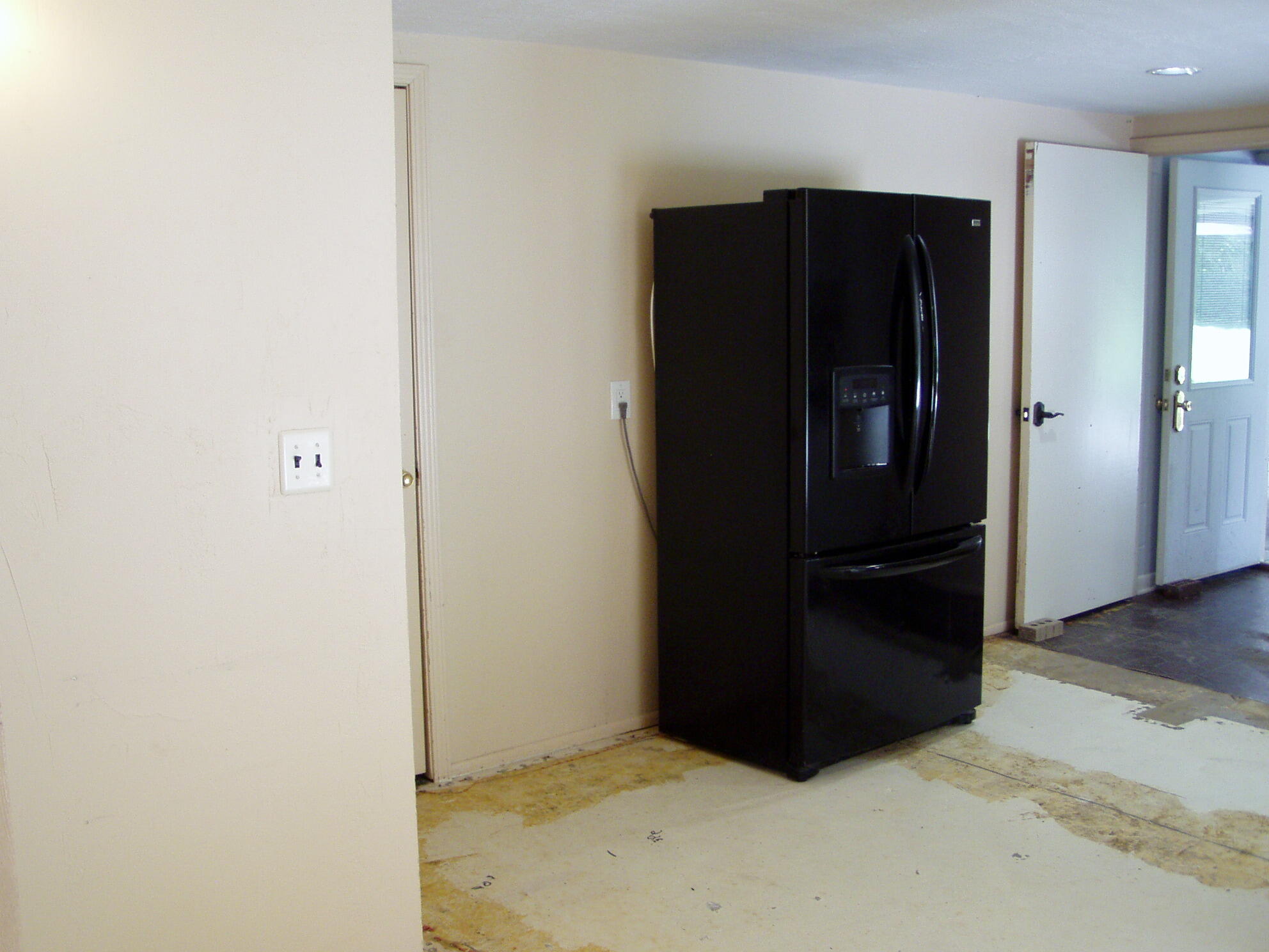 6670 Crane Road Ypsilanti, MI 48197 - Photo 35 of 53 P1010052