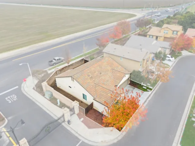 $365,000 | 1798 Ambassador Way, Hanford, CA 93230