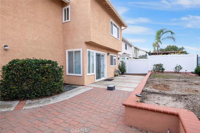 $1,148,000 | 26051 Dunbar Drive, Lake Forest, CA 92630