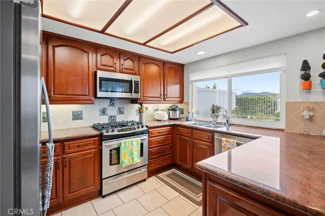 $1,148,000 | 26051 Dunbar Drive, Lake Forest, CA 92630