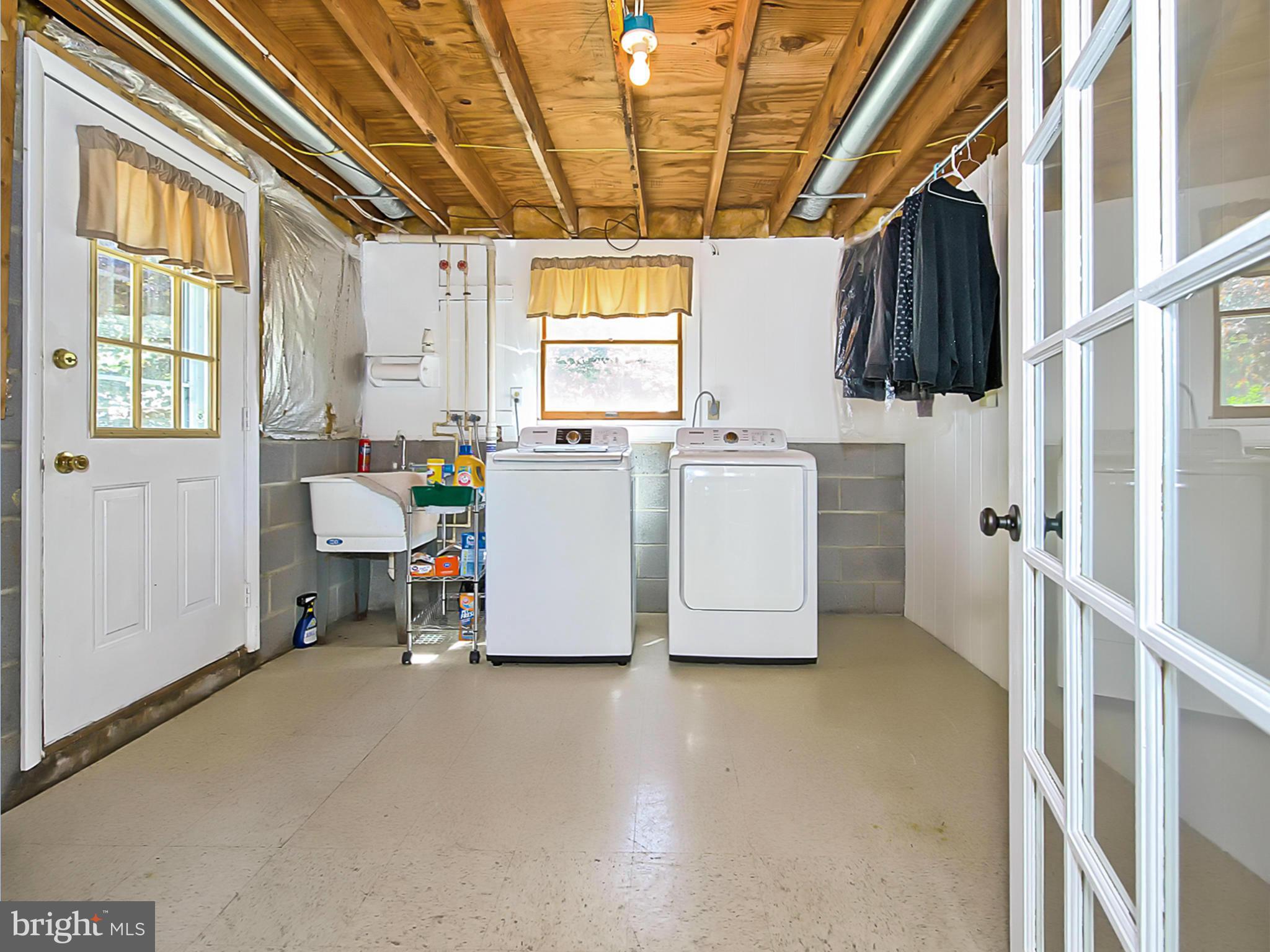 262 North Cranberry Road Westminster, MD 21157 - Photo 19 of 29 laundry room/utility room