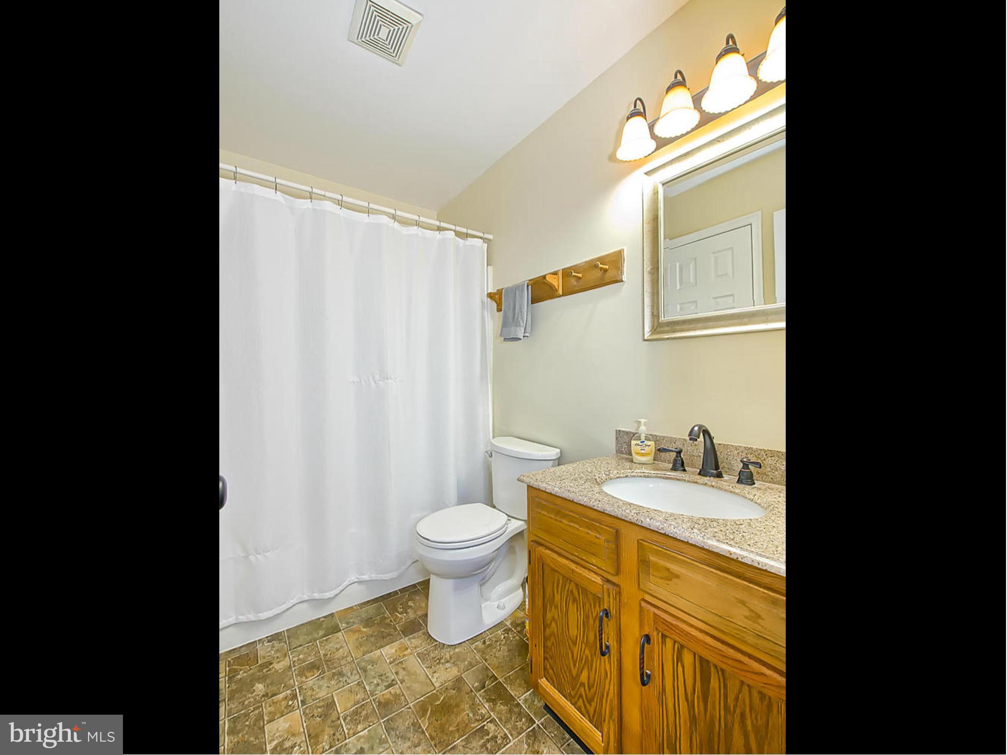 262 North Cranberry Road Westminster, MD 21157 - Photo 9 of 29 Bath