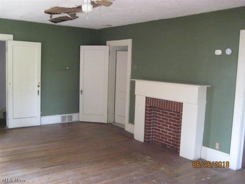 1017 Fulton Road Northwest Canton, OH 44703 - Photo 3 of 10 Gallery Image 3